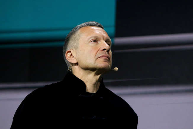 PutinScaresWorldLeaders