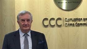 john-roderick-mckecknie-qc_ph3